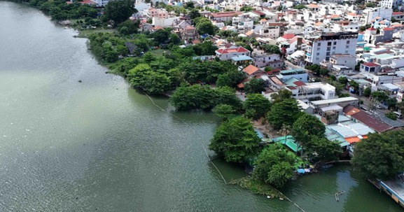 Dự án vào danh sách thanh tra: Giới khoa học từng cảnh báo gây ô nhiễm con sông nội địa dài nhất Việt Nam