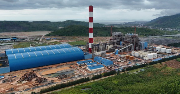 EVN đốt dầu thành công nhà máy điện dùng công nghệ hiện đại nhất Việt Nam