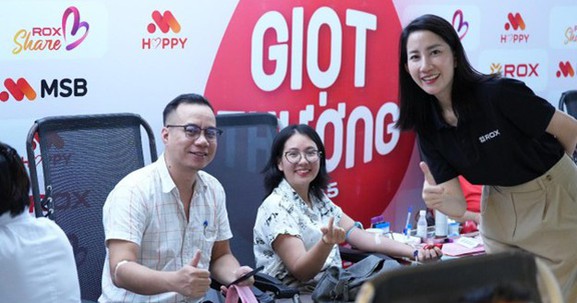 Giọt thương 2025: CBNV ROX Group chung tay hiến máu, lan tỏa giá trị sống đẹp 