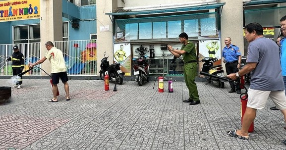 TP.HCM tăng cường kiểm tra kho bãi, xưởng phế liệu trong khu dân cư