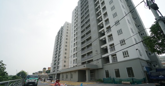 Giá nhà tái định cư cũ cao ngang chung cư mới dù đã xuống cấp