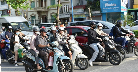 Một phường của Hà Nội thông báo khẩn trước tin thí điểm cấm xe xăng