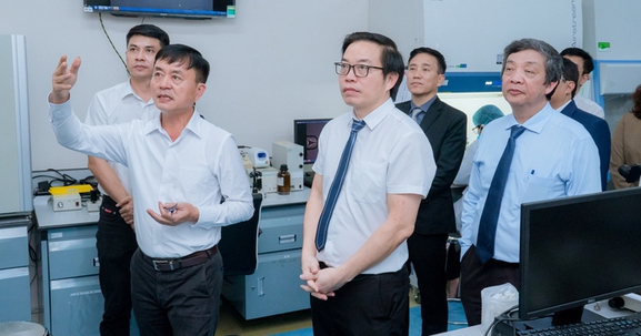 Vinmec và Đại học Quốc gia TP.HCM hợp tác chiến lược: Hợp lực phát triển nhân lực y tế chất lượng cao