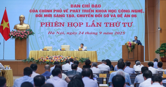 Thủ tướng: Tranh thủ 'từng ngày, từng giờ' để thúc đẩy khoa học công nghệ, đổi mới sáng tạo và chuyển đổi số