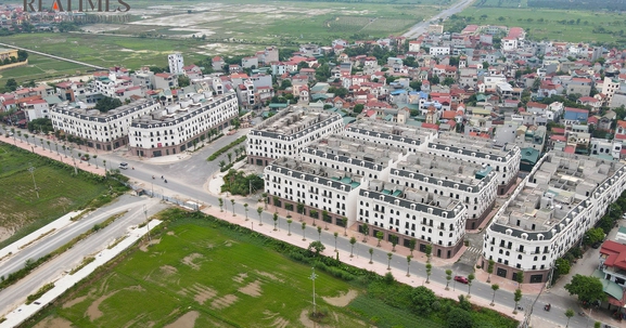 Bộ Xây dựng: Giá chung cư tăng sốc 36%, giao dịch toàn thị trường chỉ nhích 1%