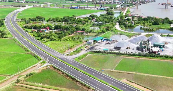 Tuyến đường 5.300 tỷ đi qua 3 huyện tỉnh Nam Định cũ nối với cao tốc đầu tiên của miền Bắc chính thức khánh thành