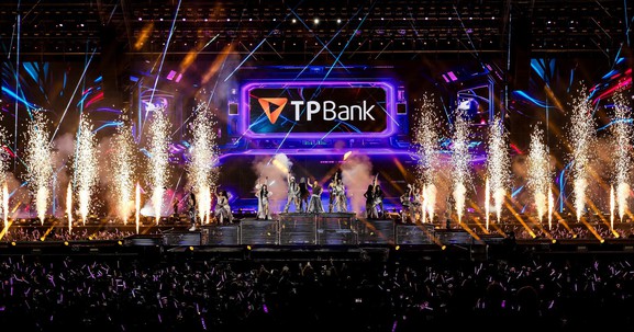 TPBank tặng vé, đưa Xinhiu thẳng tới Em Xinh “Say Hi” Concert đêm 2