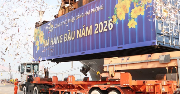 Cảng Hải Phòng khởi động sản xuất đầu năm 2026