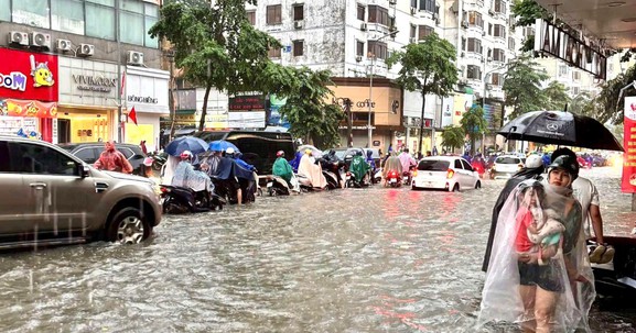 Làm việc với Bộ Xây dựng, Nhật Bản cam kết đồng hành giải quyết ngập úng đô thị tại Việt Nam