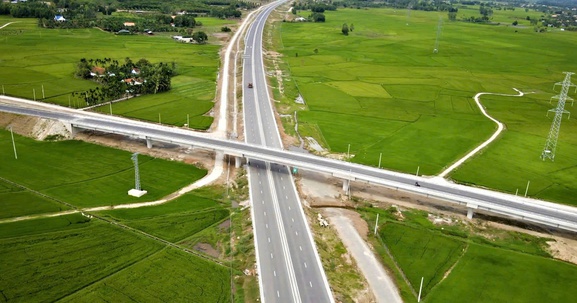 Khánh Hòa sẽ có khu đô thị hơn 3.300ha, ngay gần tuyến cao tốc giúp Sơn Hải nhận thưởng lớn