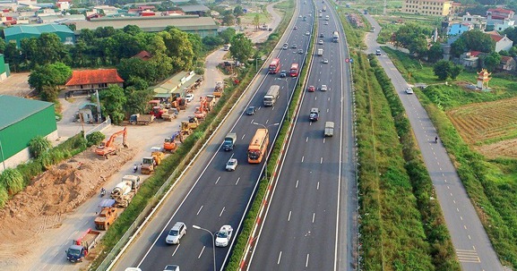 Phê bình nghiêm khắc doanh nghiệp làm vỡ kế hoạch dự án quốc lộ kết nối Thủ đô đến tỉnh giáp biên