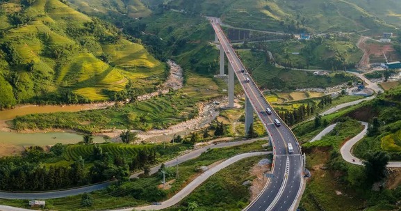 4 tháng nữa khởi công cao tốc 24.000 tỷ của miền Trung: Hình thành trục giao thông liên thông từ Hà Nội đến Lào