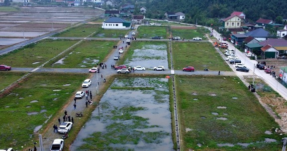 Đất đấu giá một xã ở Nghệ An 'nóng' bất thường sau thông tin đề xuất đầu tư KCN 800ha