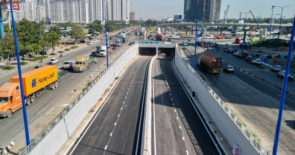 Hôm nay, chính thức thông xe hầm chui tại nút giao nghìn tỷ lớn nhất thành phố giàu nhất Việt Nam