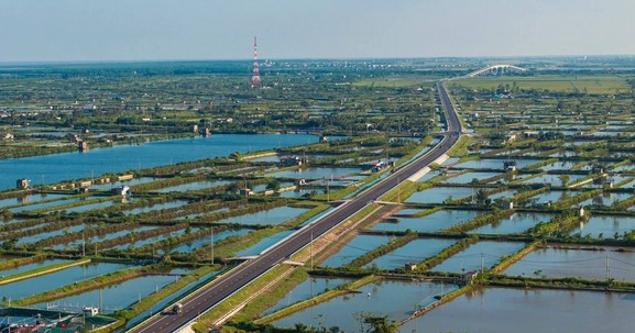 Kỳ tích tuyến đường ven biển rút ngắn hành trình 220km giữa 2 tỉnh từ 2,5 giờ chỉ còn 90 phút