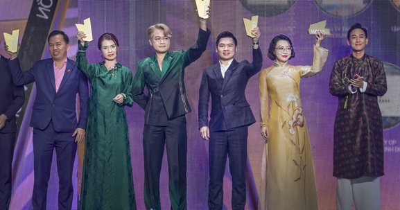 Tập đoàn T&T Group được vinh danh doanh nghiệp "Vươn mình ra biển lớn" tại WeChoice Awards 2025