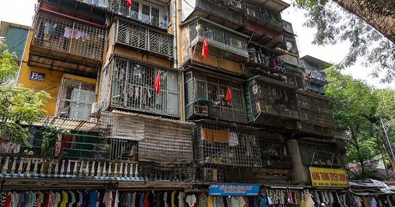 Hà Nội sẽ kiểm định toàn bộ chung cư cũ lâu đời tại phường Kim Liên trong năm 2026