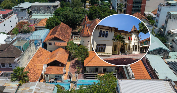 TP. HCM đưa căn biệt thự cổ trăm tuổi mang đậm phong cách châu Âu trở thành nhà văn hóa với không gian làm việc 1.500m2