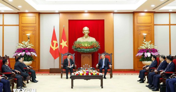 Tổng Bí thư Tô Lâm tiếp Bộ trưởng Bộ Công an Lào