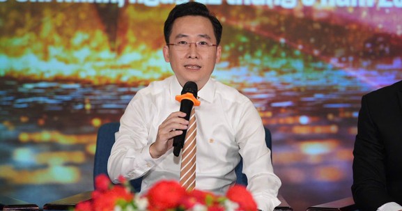 Thị trường chứng khoán trước "cơn gió ngược", nhà đầu tư "đãi cát tìm vàng"