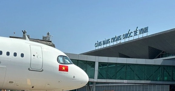 Gấp rút 'giải cứu' tiến độ dự án kéo dài đường băng sân bay quốc tế lớn tại miền Trung