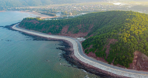 Chỉ ít ngày nữa, chính thức thông xe tuyến đường ven biển gần 5.000 tỷ tại tỉnh được mệnh danh là ‘Việt Nam thu nhỏ’