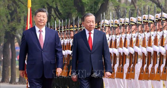 Lễ đón trọng thể Tổng Bí thư, Chủ tịch nước Tô Lâm thăm cấp Nhà nước đến Trung Quốc