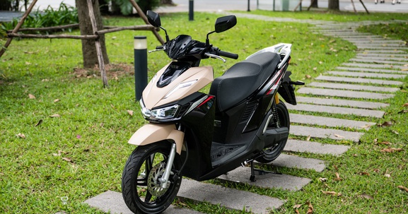 Ưu đãi tháng 4 sắp khép lại, VinFast Viper đổi pin siêu tốc hút khách chốt đơn trước giờ G