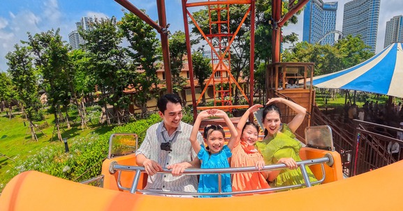 Nghỉ Giỗ Tổ và 30/4: đến Sun World Ha Long check-in cờ hoa rực rỡ, xem carnival, trải nghiệm ẩm thực giữa tầng mây 