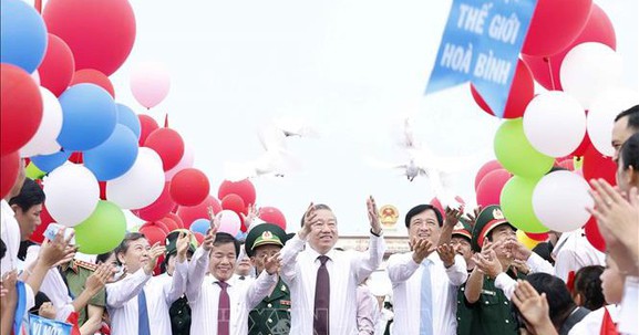 Tổng Bí thư, Chủ tịch nước Tô Lâm dự Lễ Thượng cờ 'Thống nhất non sông'
