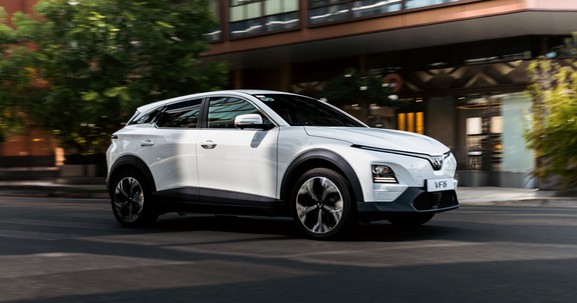 Ưu đãi 6% trực tiếp vào giá bán, miễn phí sạc 3 năm: VinFast VF 6 “xử đẹp” bài toán chi phí cho tài xế dịch vụ