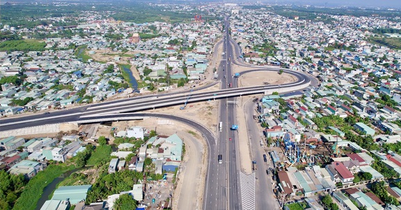 Đúng 7 ngày nữa, Việt Nam sẽ chính thức thông xe tuyến cao tốc hơn 21.000 tỷ kết nối 2 thành phố giàu có nhất cả nước