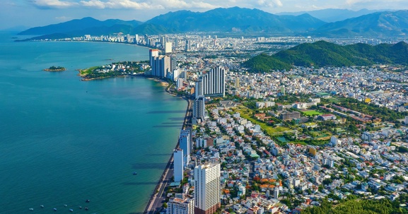 Tỉnh có đường bờ biển dài nhất Việt Nam đề xuất áp dụng cơ chế đặc thù để sớm hoàn thành tiêu chí đô thị loại I