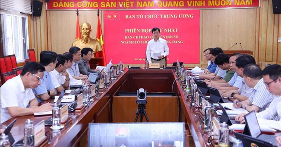 Phiên họp thứ nhất Ban Chỉ đạo chuyển đổi số ngành Tổ chức xây dựng Đảng