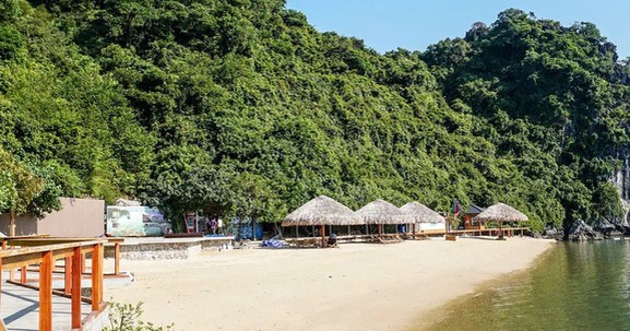 Việt Nam có 1 bãi biển hoang sơ ít người biết lọt top thế giới, trong năm nay sẽ mở cửa đón khách