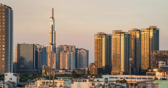 Nhìn lại nửa đầu năm 2026, diễn biến thị trường bất động sản đang cho thấy điều gì?