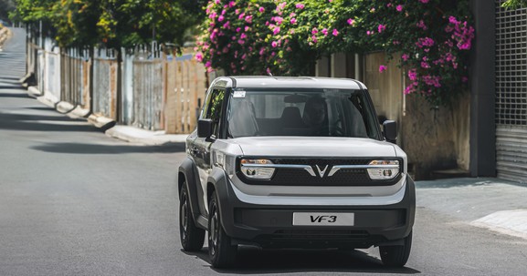 VinFast VF 3: “Xe quốc dân” trong tầm tay gia đình trẻ