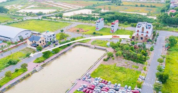 Một căn biệt thự buộc phải di chuyển khỏi vị trí cũ 200m, nhường chỗ làm đường kết nối đến sân bay lớn nhất miền Bắc