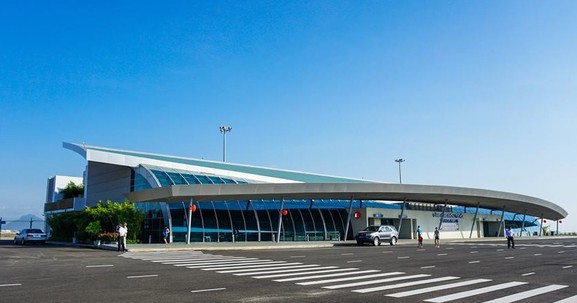 Sân bay 65 năm tuổi do Mỹ xây dựng nằm gần sát biển Đông tiếp tục được 'lên đời'
