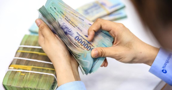 Thủ tướng đề nghị giảm lãi suất cho vay, đưa tín dụng vào đúng lĩnh vực để hỗ trợ tăng trưởng
