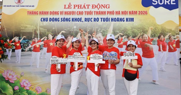 Vinamilk Sure đồng hành cùng người cao tuổi chủ động sống khỏe