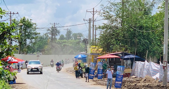 TP.HCM: "Cò đất" tung hoành đất nền khu Đông "sốt" giá