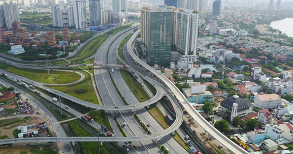 TP.HCM: Nhà đầu tư chọn ở chung cư, dồn tiền mua đất nền, nhà phố