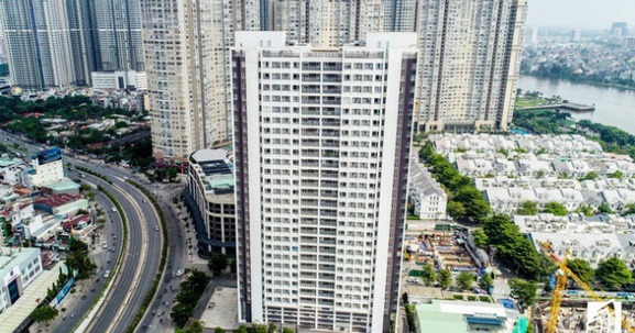 5 năm dân tăng 1 triệu, TP.HCM giải quyết nhà ở thế nào?