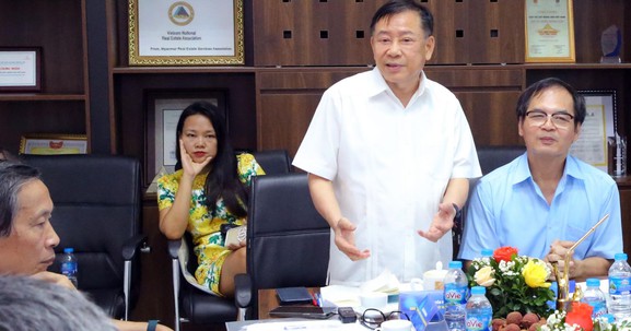 Lãnh đạo Hiệp hội Bất động sản Việt Nam làm việc với Hiệp hội Doanh nghiệp nhỏ và vừa Việt Nam