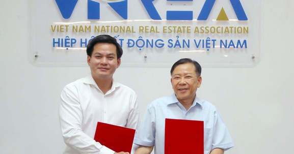 VNREA ký kết thỏa thuận hợp tác với Cục Quản lý nhà và thị trường bất động sản 
