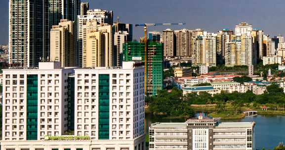 Doanh nghiệp hội viên VNREA phát huy sức mạnh gắn kết để “vượt bão”