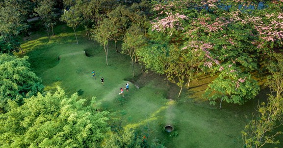 Trải nghiệm độc đáo tại cung đường Ecopark Marathon 2023