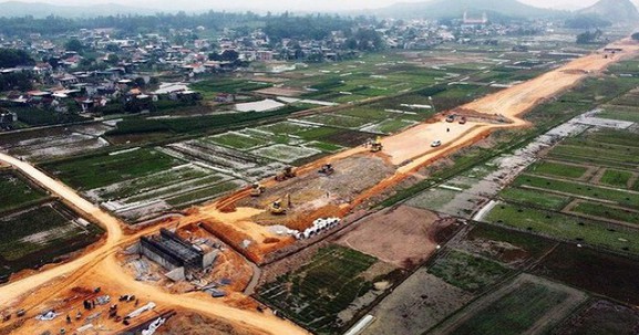 Hà Nội: Tháo gỡ vướng mắc cho các dự án đường cao tốc, bất động sản
