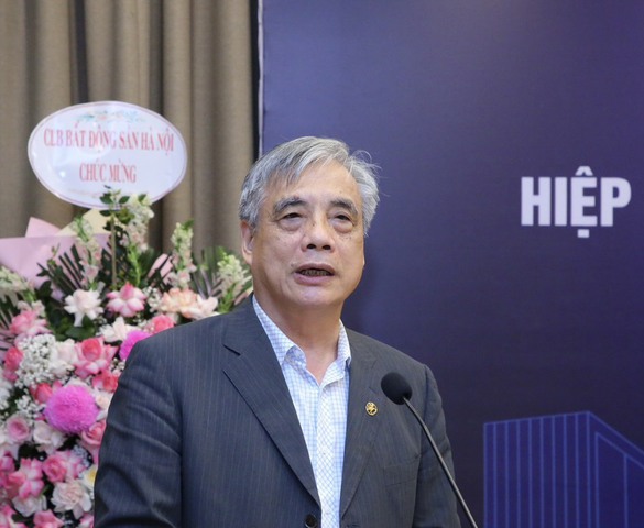 PGS.TS. Trần Đình Thiên: "VNREA đã liên kết chặt chẽ với đội ngũ chuyên gia tạo nên sức mạnh cộng hưởng hỗ trợ thị trường"